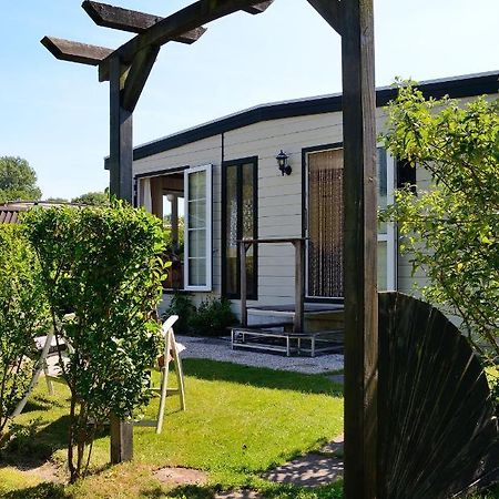 Chalet Ketjil Oostvoorne Exterior photo